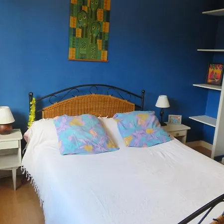 펜션 Maison Familiale Avec Piscine Hors Sol 생-뱅상-드-티로스