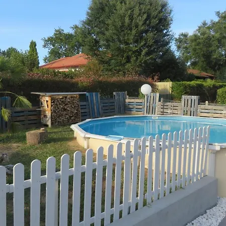 Maison Familiale Avec Piscine Hors Sol 생-뱅상-드-티로스
